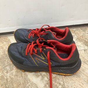 New Balance DynaSoft Nitrel v5 Trail Running Shoe Mens 7 Black Outdoor Sneaker